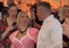 VRELI PLES JOVANE JEREMIĆ I DRAGANA NA PROSLAVI MINISTARKE! Voditeljka se uvija, a on je grli i ljubi – svi gledaju u njih