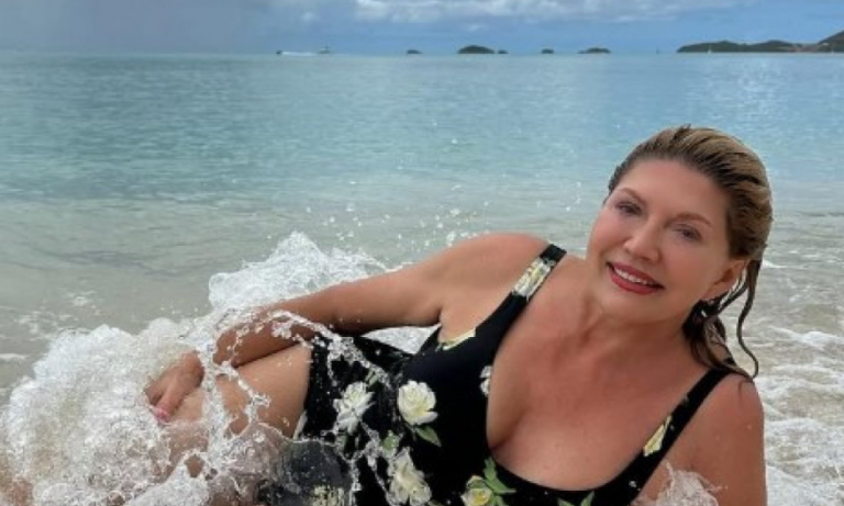 Godine su samo brojke. Suzana se skinula u bikini u sedmoj deceniji….