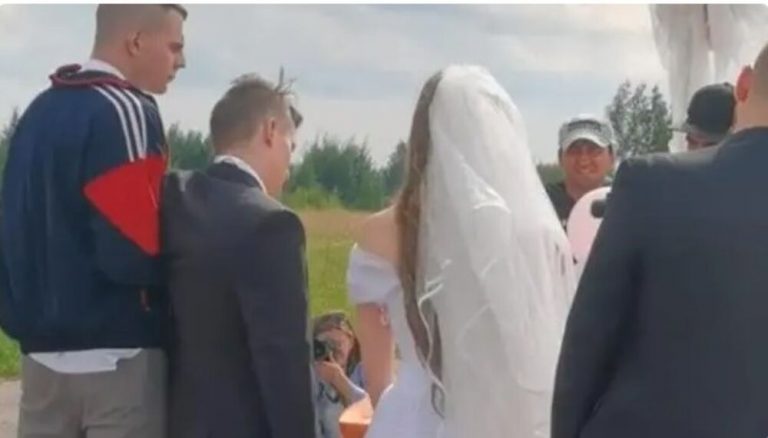 HAOS NA SVADBI! KUM PRETUKAO MLADU, A MLADOŽENJU PLJUNUO: OTKRIO GORKU ISTINU IZ PROŠLOSTI!