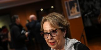 Stan u staroj zgradi, a nameštaj je priča za sebe: Evo u kakvim uslovima živi Ceca Bojković