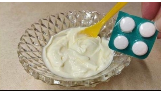 NISAM ZA OVO ZNALA: Uklanja bore i fleke sa lica! Nevjerovatan rezultat!!!