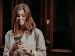 Šta znači ako se osoba hvalisa objavama na društvenim mrežama, prema psihologiji