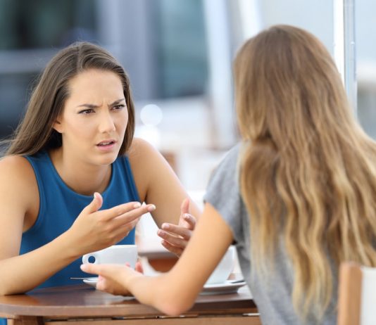 PSIHOLOG OTKRIO GENIJALAN TRIK: Ako je neko bezobrazan prema vama, upotrijebite OVE TRI RIJEČI i gledajte kako se odmah povlači!