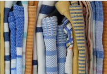 Kada želi da izbeli kuhinjske krpe samo ubaci 1 sitnicu u veš mašinu: Nakon pranja blistaju kao nove