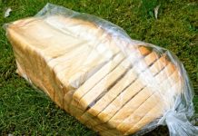 Nikako ne kupujte sečeni hleb u kesi: Evo na šta treba da obratite pažnju