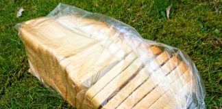 Nikako ne kupujte sečeni hleb u kesi: Evo na šta treba da obratite pažnju