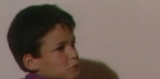 Boris je dete iz doma, majka ga je ostavila po rođenju: Zbog njegove priče je plakala cela Jugoslavija – on danas ima 47 godina i evo kako živi Boris je dete iz doma, majka ga je ostavila po rođenju: Zbog njegove priče je plakala cela Jugoslavija – on danas ima 47 godina i evo kako živi - featured image