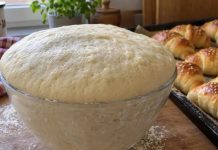 Samo dodajte ovo u brašno: Tijesto raste kao iz vode, a pecivo ostaje svježe danima Samo dodajte ovo u brašno: Tijesto raste kao iz vode, a pecivo ostaje svježe danima - content image